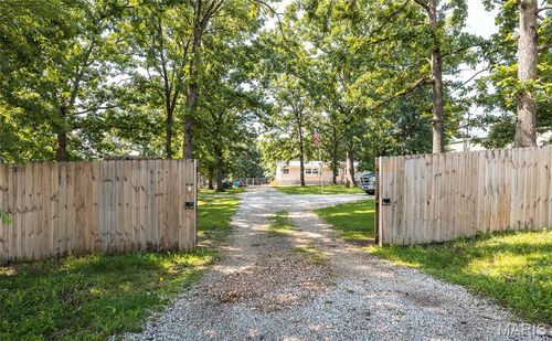 13634 Highway D, Dixon, MO, 65459-7141 | Card Image