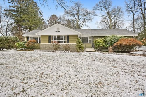 4487 Madison Ave, Trumbull, CT, 06611-2126 | Card Image