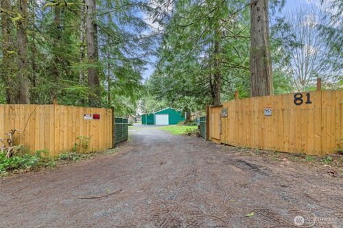 81 E Burrows Ln, Shelton, WA, 98584-6346 | Card Image