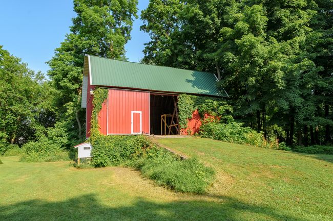 1020 Miller Rd, House other with 3 bedrooms, 2 bathrooms and null parking in Plainwell MI | Image 33