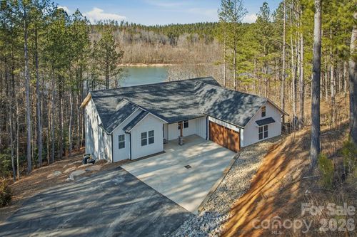 291 Table Rock Trace Nw, Valdese, NC, 28690 | Card Image