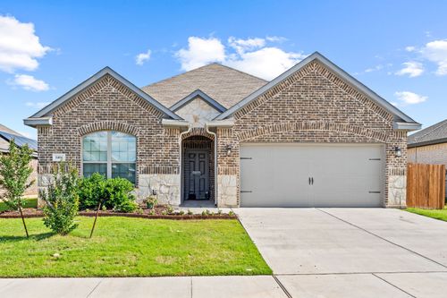1404 Eagle Nest Dr, Azle, TX, 76020-5159 | Card Image
