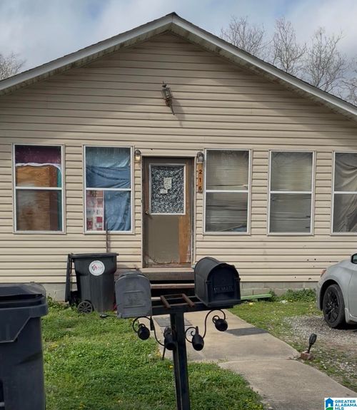 216 1st Ave, Mulga, AL, 35118-9735 | Card Image