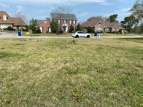 7 La Quinta Dr, Slidell, LA, 70458-5711 | Card Image