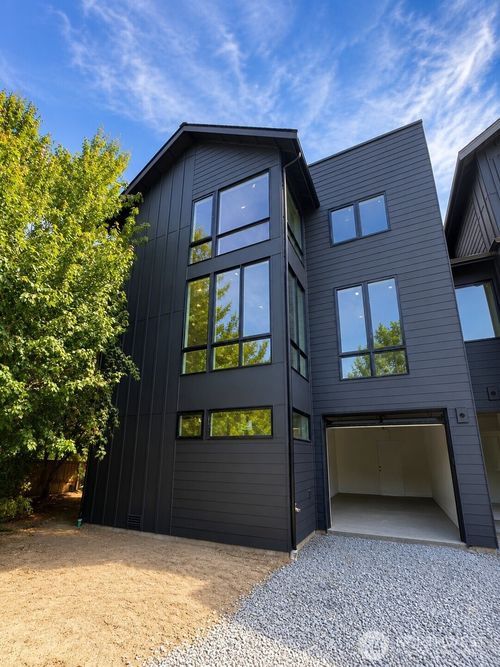 5301 49th Ave Sw, Seattle, WA, 98136-1014 | Card Image