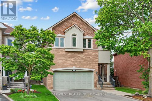 5519 Windy Hill Court, Mississauga (Hurontario), ON, L4Z3W4 | Card Image