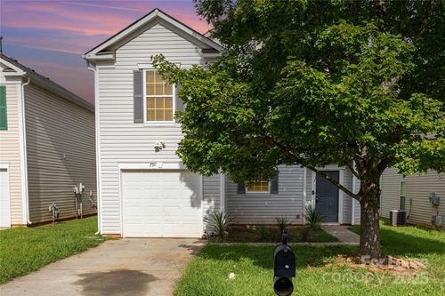 7311 Mitzi Deborah Ln, Charlotte, NC, 28269-2303 | Card Image