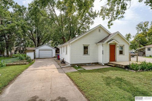 217 W Charles St, Valley, NE, 68064-9732 | Card Image