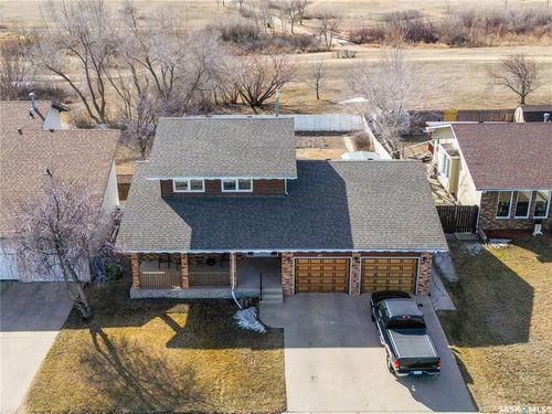 89 Calypso Drive, Moose Jaw, SK, S6J1G1 | Card Image