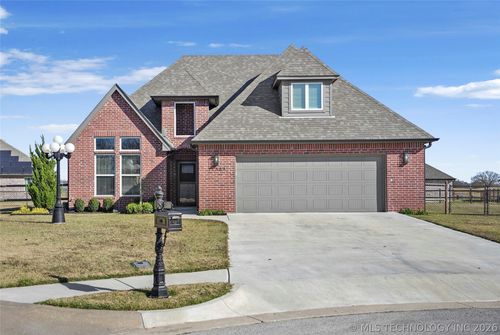 11353 S 281st East Pl, Coweta, OK, 74429-3324 | Card Image