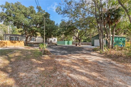 193 Gladys Ave, INGLIS, FL, 34449-9641 | Card Image