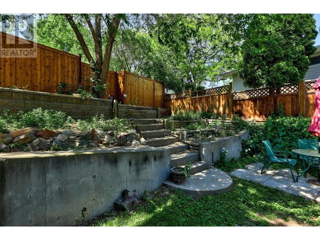 1172 Linthorpe Rd, House other with 4 bedrooms, 3 bathrooms and 4 parking in Kamloops BC | Image 26