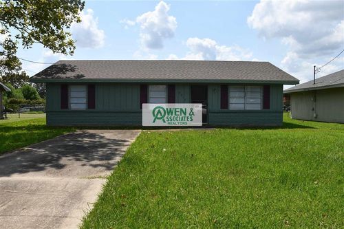 2013 Elizabeth St, Westlake, LA, 70669-3640 | Card Image