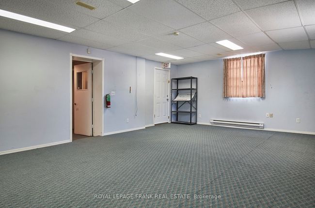 106 Colborne St E, Home with 0 bedrooms, 0 bathrooms and null parking in Whitby ON | Image 14