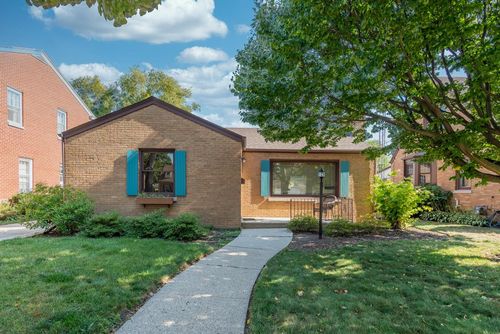 2557 Lincoln Road, Kenosha, WI, 53142 | Card Image