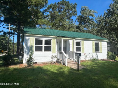 500 House Ave, Scotland Neck, NC, 27874-1136 | Card Image