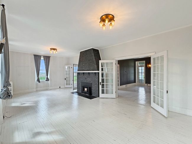 15598 3440 East St, House other with 6 bedrooms, 3 bathrooms and 10 parking in Spring Valley IL | Image 14