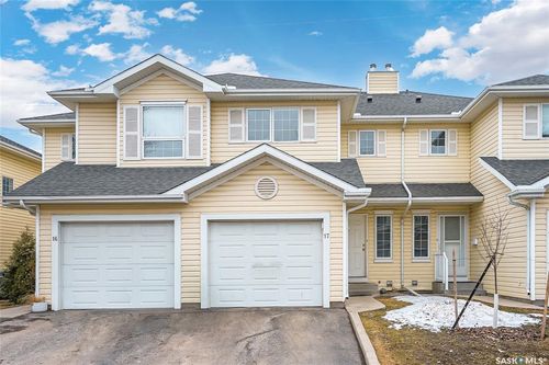 17-111 Fairbrother Crescent, Saskatoon, SK, S7S1L3 | Card Image