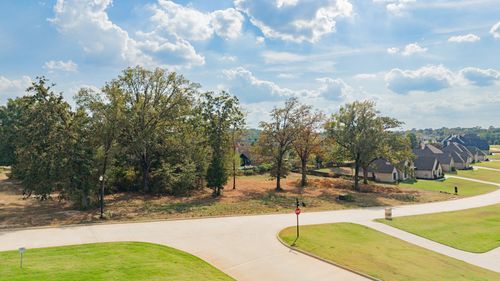 131 Ella Kate Dr, Longview, TX, 75605-0043 | Card Image