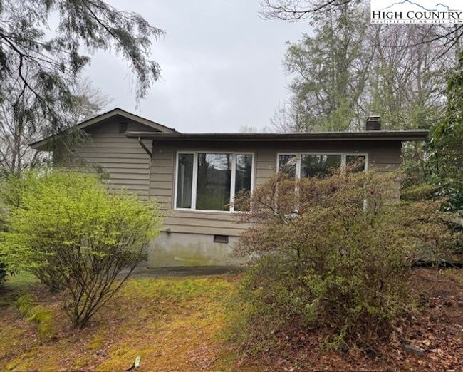 115 Edgewood Path, House other with 3 bedrooms, 3 bathrooms and null parking in Blowing Rock NC | Image 4
