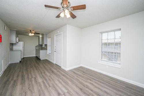 apt-104-1518 East Ave, Katy, TX, 77493-1910 | Card Image