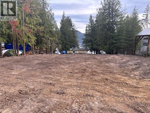 5258 Meadow Creek Cres, Celista, BC, V0E1M6 | Card Image