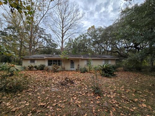 8250 Nw 130th St, Chiefland, FL, 32626-4724 | Card Image