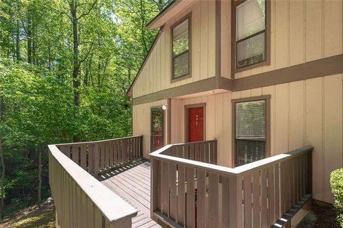 703 Woodcliff Dr, Sandy Springs, GA, 30350-3162 | Card Image
