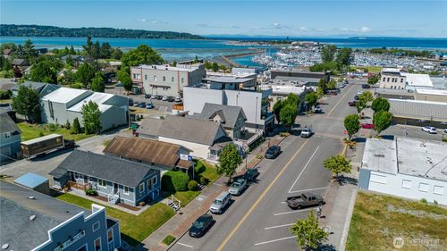 349 H St, Blaine, WA, 98230-4109 | Card Image