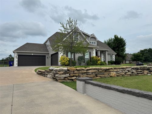 8109 N 69th Street E, Owasso, OK, 74055 | Card Image