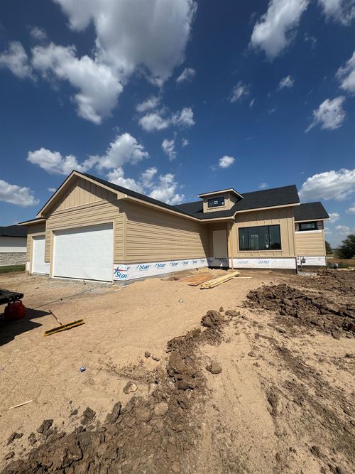 942 N Main St, Goddard, KS, 67052 | Card Image
