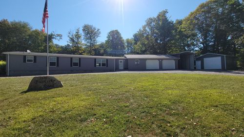 559 Buskirk Rd, Falls Creek, PA, 15840-4113 | Card Image