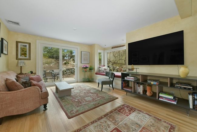 127 Day St, House other with 2 bedrooms, 2 bathrooms and 2 parking in Auburndale MA | Image 5