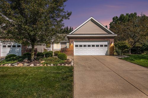 4492 Woodrose Ct Se, Kentwood, MI, 49508-5307 | Card Image