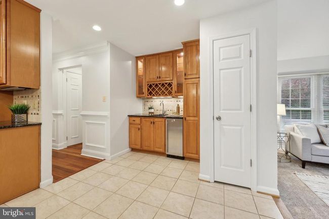 2912 Oakton Ridge Cir, House other with 5 bedrooms, 4 bathrooms and null parking in OAKTON VA | Image 16