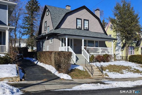 34 Harlem Ave, Bridgeport, CT, 06606-4652 | Card Image