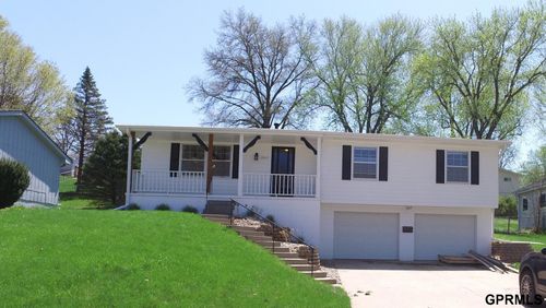 9917 Pratt Street, Omaha, NE, 68164-4540 | Card Image