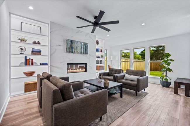 3762 Wenatche Dr, House other with 4 bedrooms, 4 bathrooms and null parking in Dallas TX | Image 6