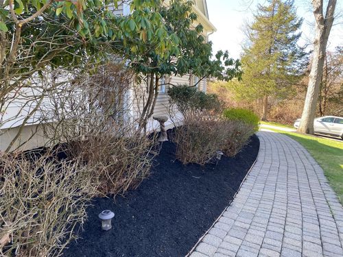 37 Wilhelm Dr, Warwick, NY, 10990-2877 | Card Image
