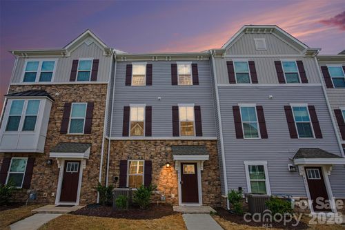 1419 Newell Towns Ln, Charlotte, NC, 28262-2865 | Card Image