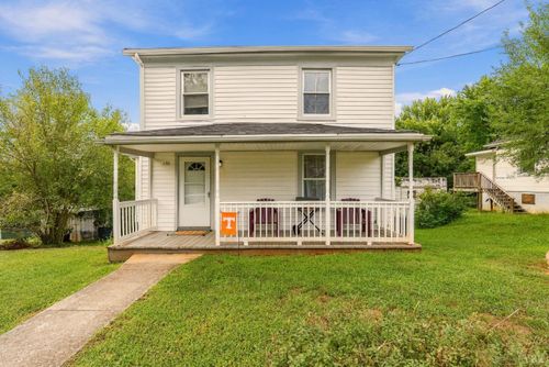 130 Campbell St, Madison Heights, VA, 24572-2053 | Card Image