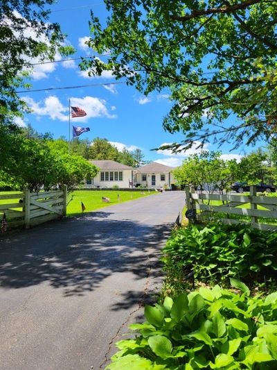 Driveway leading to the home | Image 1