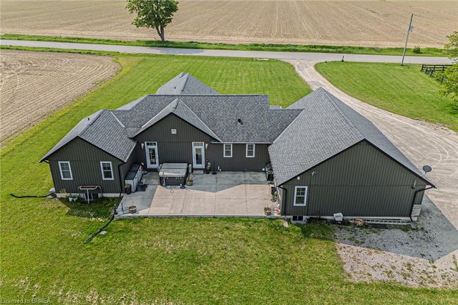26 8 Th Concession Rd, Home with 3 bedrooms, 2 bathrooms and 9 parking in Brant ON | Image 21