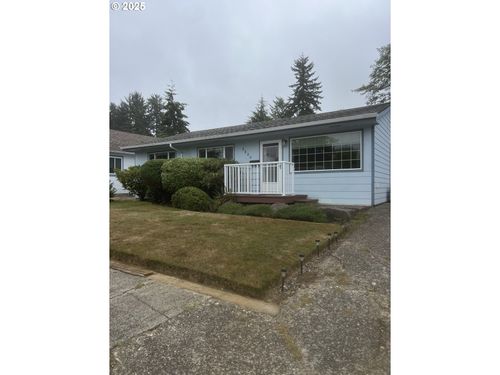 2220 Arthur Dr, Reedsport, OR, 97467-1123 | Card Image