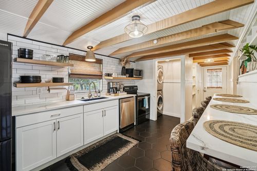 1038 Plateau Rdg, New Braunfels, TX, 78132-2114 | Card Image