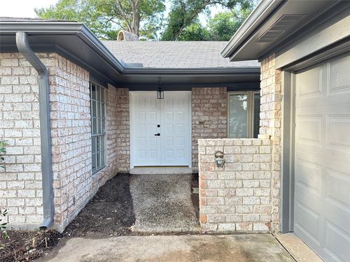 5926 Par Four Dr, Houston, TX, 77088-6634 | Card Image