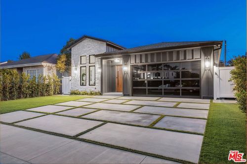 14602 Morrison St, Sherman Oaks, CA, 91403-1649 | Card Image