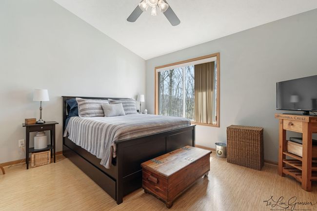 18-web-or-mls-A7401768 | Image 8