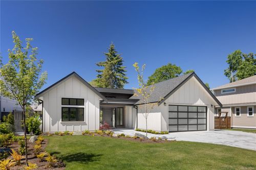 10210 Tsaykum Rd, North Saanich, BC, V8L5T6 | Card Image