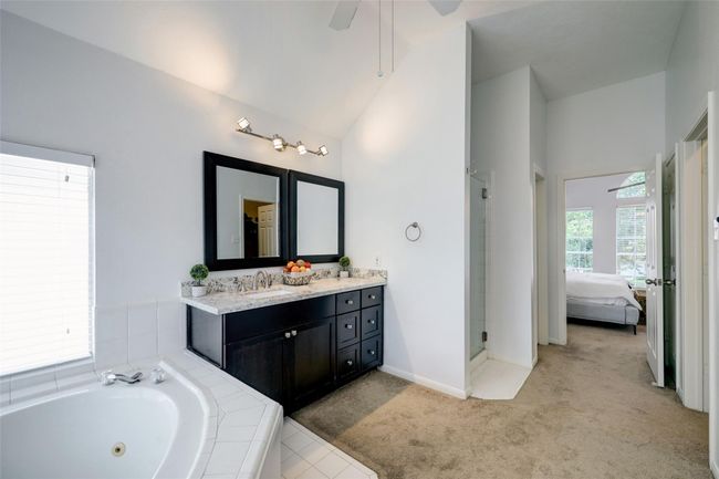 13710 Wheatbridge Dr, House other with 3 bedrooms, 3 bathrooms and 4 parking in Houston TX | Image 26